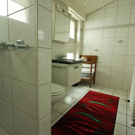 Bed & Breakfast Dorf-schmiede - *
