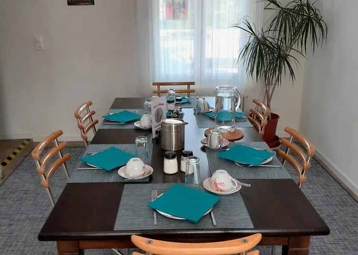 Frühstückspension Dorf-schmiede - *